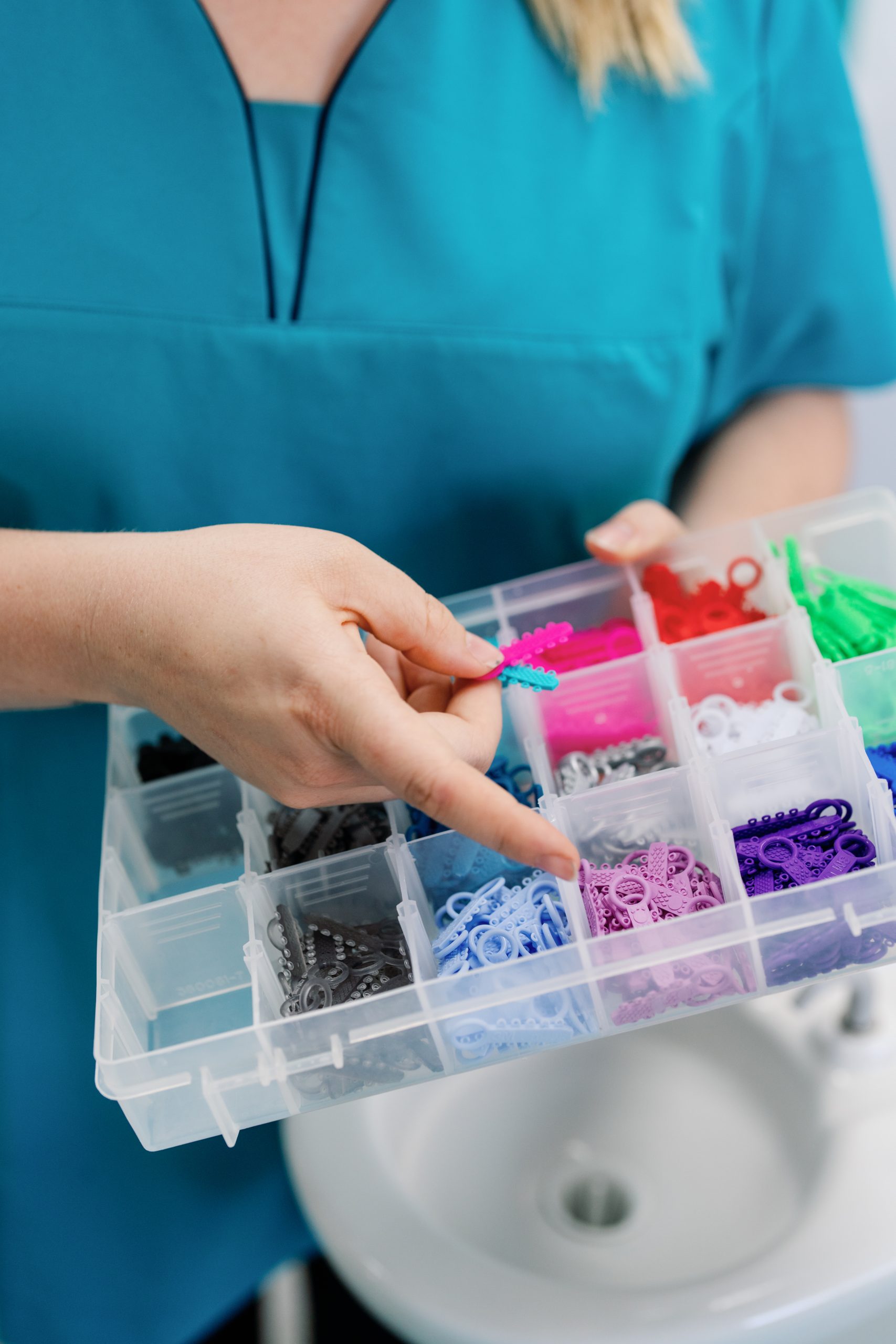 Orthodontist&Penrtih 352